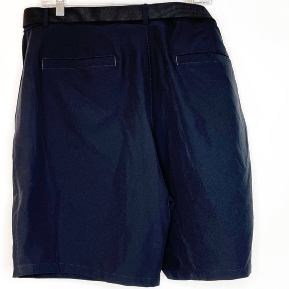 Nike Flex Hybrid Bermudas – Light Bone AJ5495-010 - Picture 2 of 5